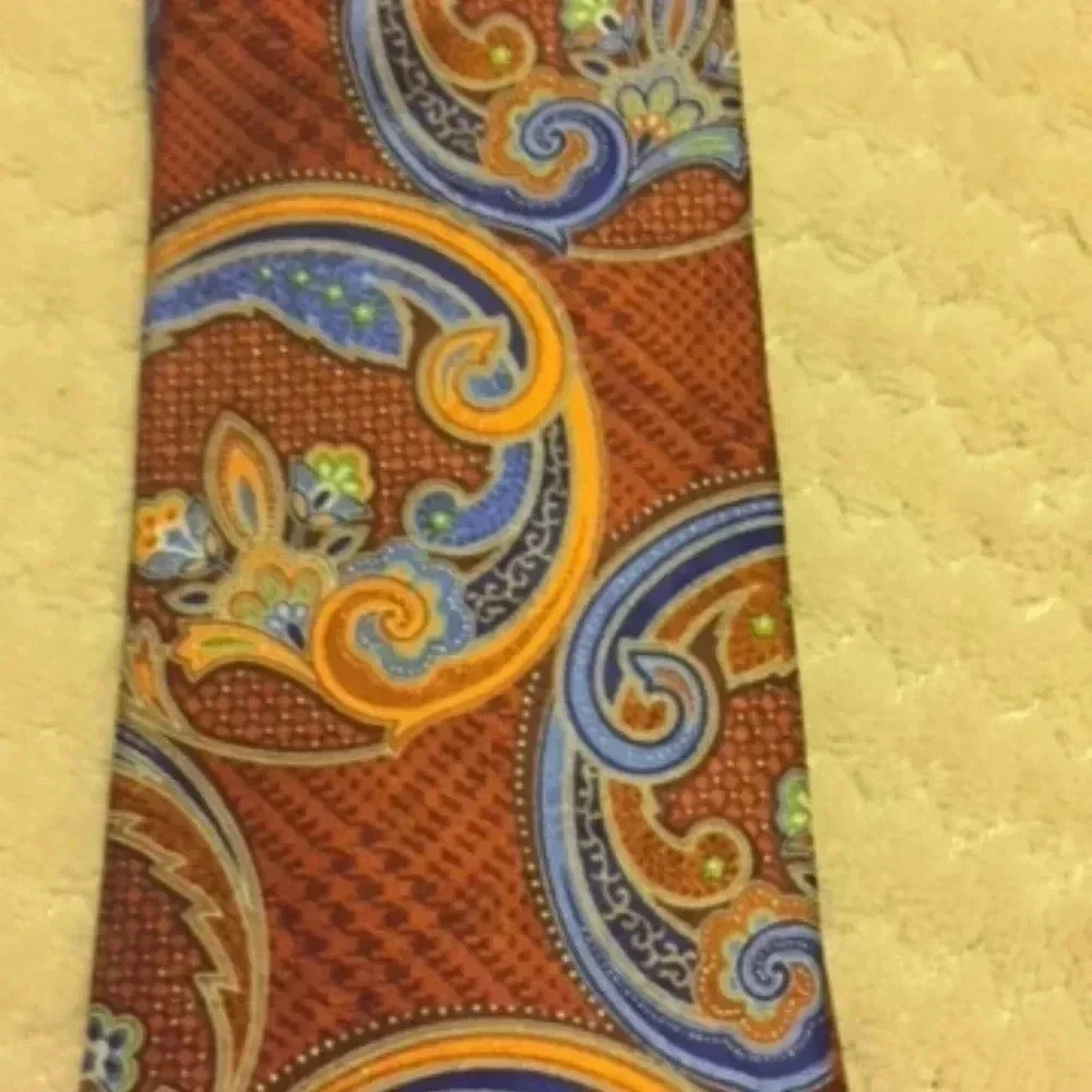 Geoffrey Beene Mens Silk Tie